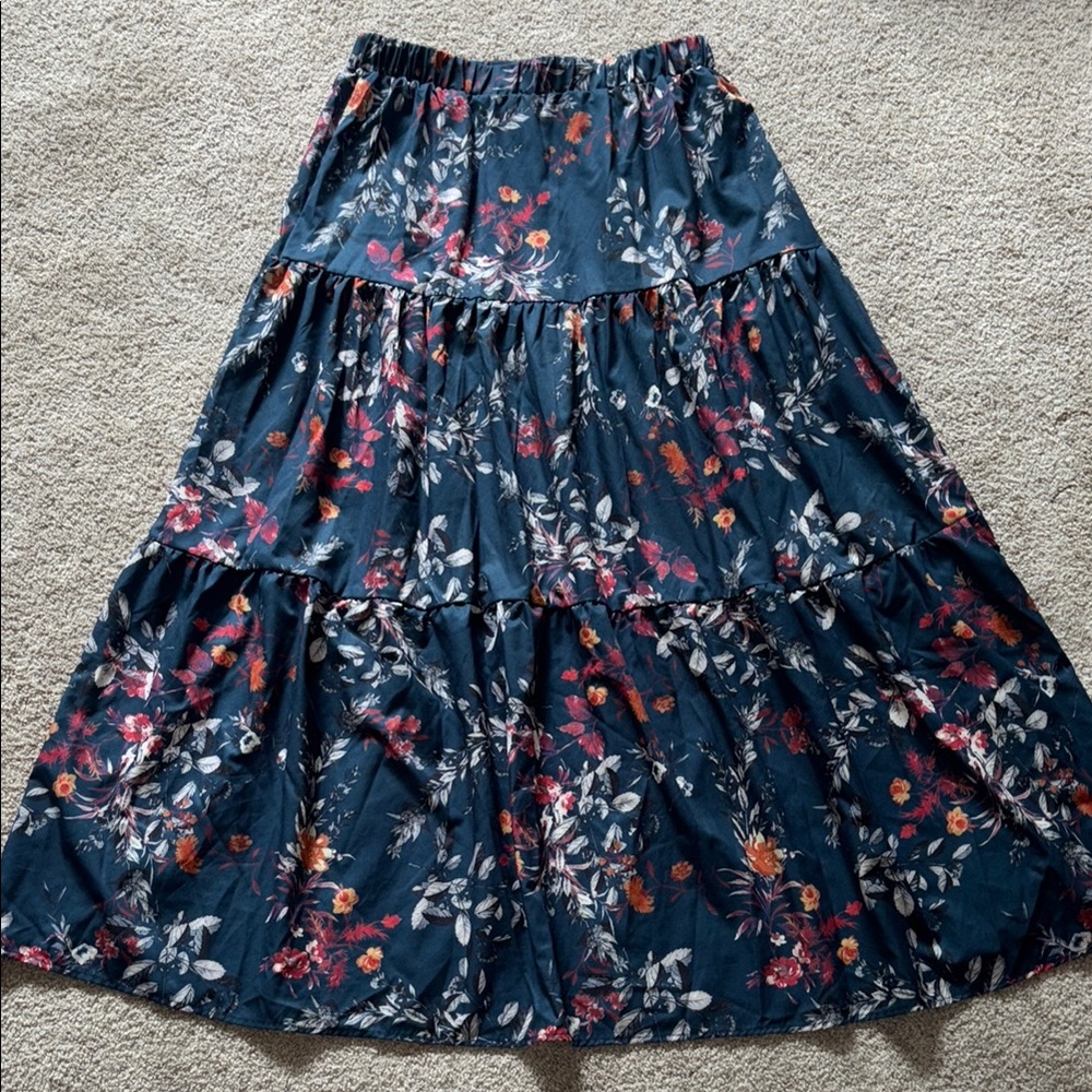 Elegant Floral A-Line Skirt - Navy